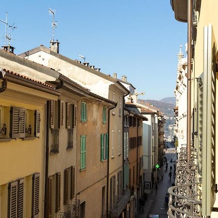 White Flat In Como City Center By Rent All Côme Esterno foto