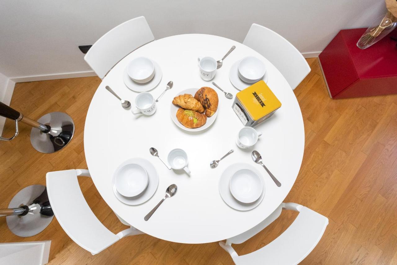 White Flat In Como City Center By Rent All Côme Esterno foto