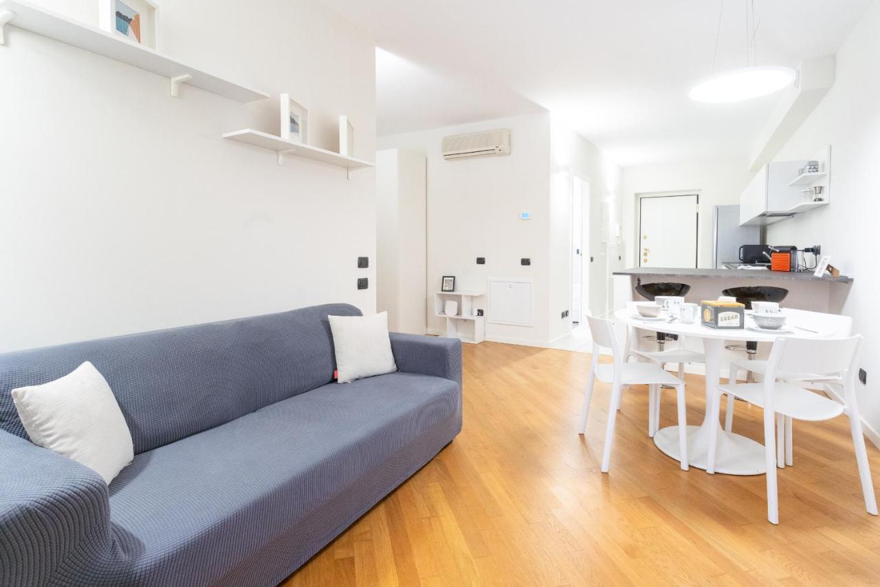 White Flat In Como City Center By Rent All Côme Esterno foto