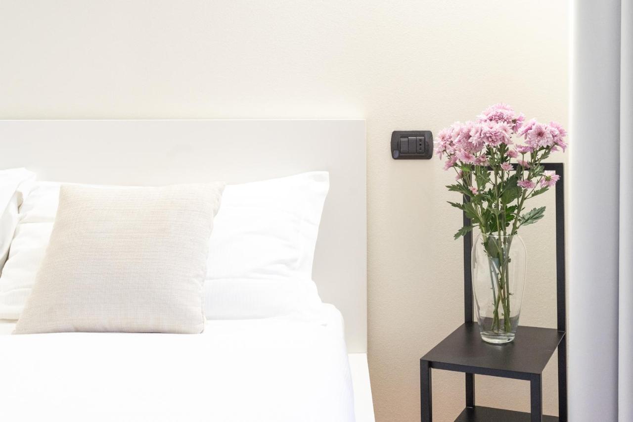 White Flat In Como City Center By Rent All Côme Esterno foto